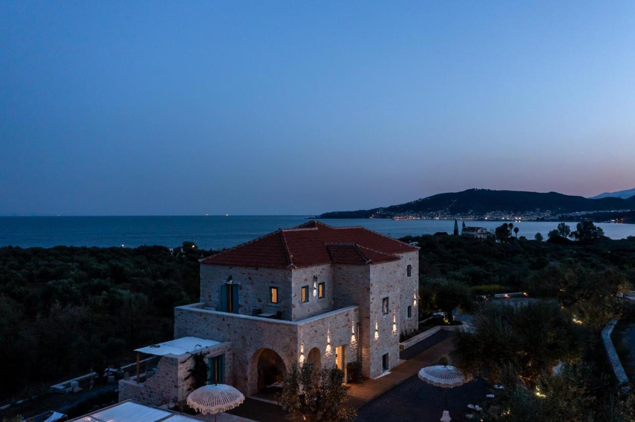 Апарт отель The Olive Yard Гитион Экстерьер фото