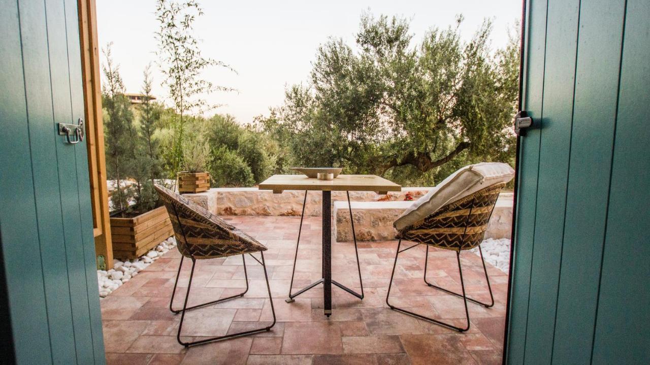 Апарт отель The Olive Yard Гитион Экстерьер фото