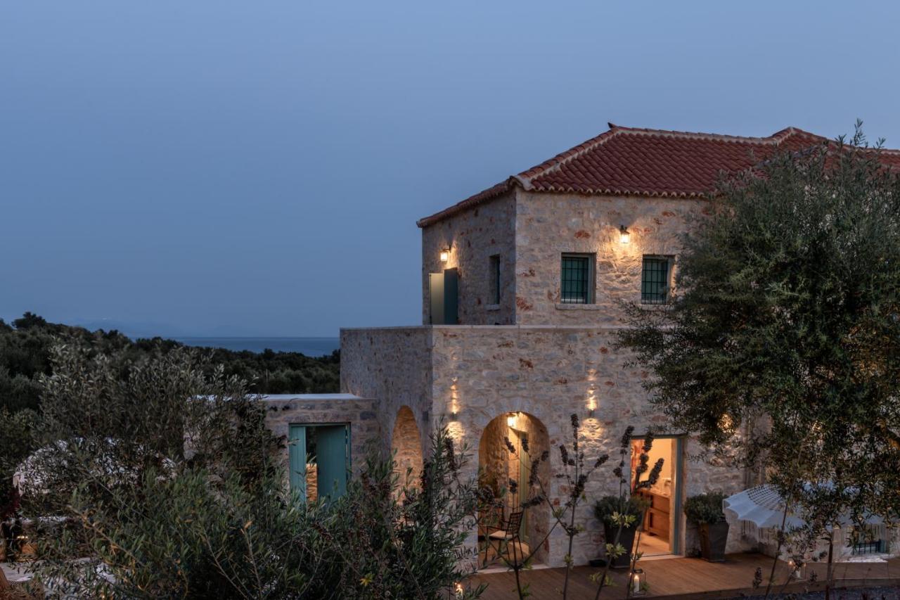 Апарт отель The Olive Yard Гитион Экстерьер фото